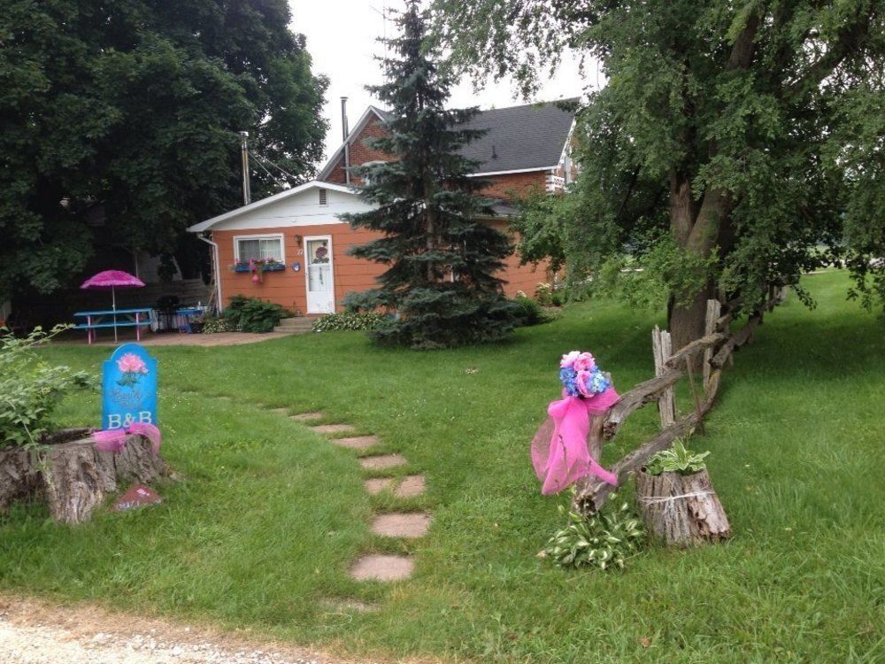 Creemore Emily'S Place B&B מראה חיצוני תמונה